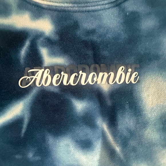 Kids blue white tie-dye Abercrombie and Fitch crewneck sweatshirt like new 11/12 - Picture 2 of 5
